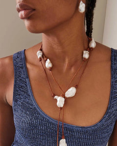 Knotted Baroque Pearl Leather Lariat - Joie DiGiovanni 